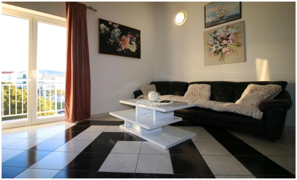 Ferienwohnung Mikelin Primošten Exterior foto